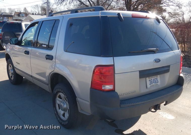image for item ER9801 2004 Ford Explorer SUV