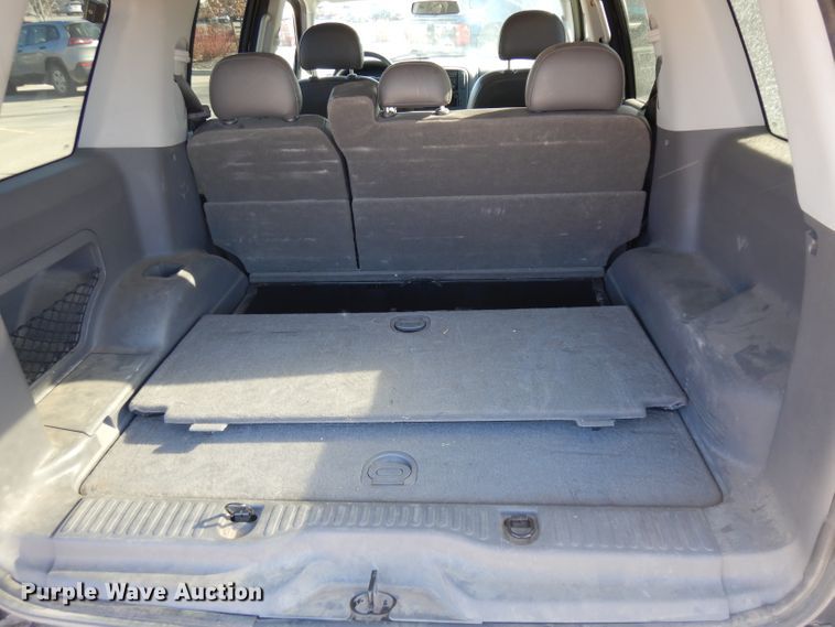 image for item ER9801 2004 Ford Explorer SUV