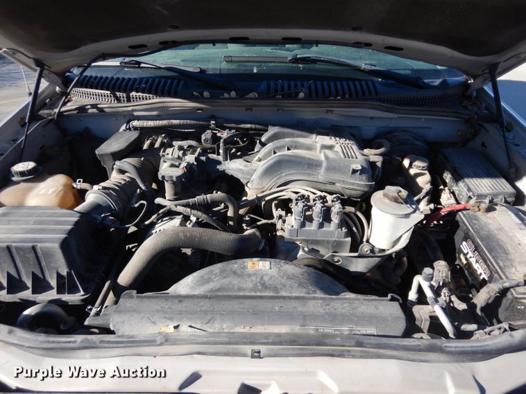 image for item ER9801 2004 Ford Explorer SUV