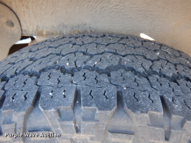 image for item ER9801 2004 Ford Explorer SUV