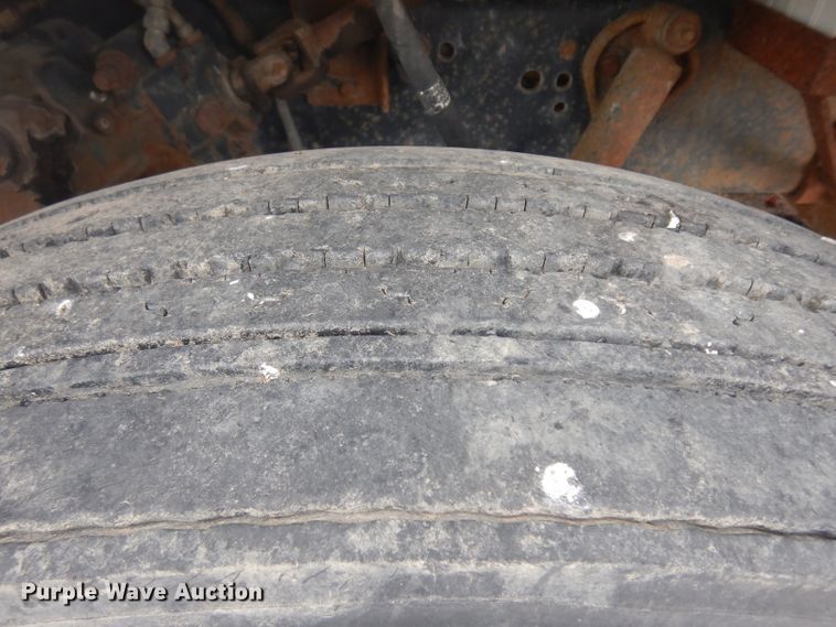 image for item ER9841 1997 Ford L8000 dump truck