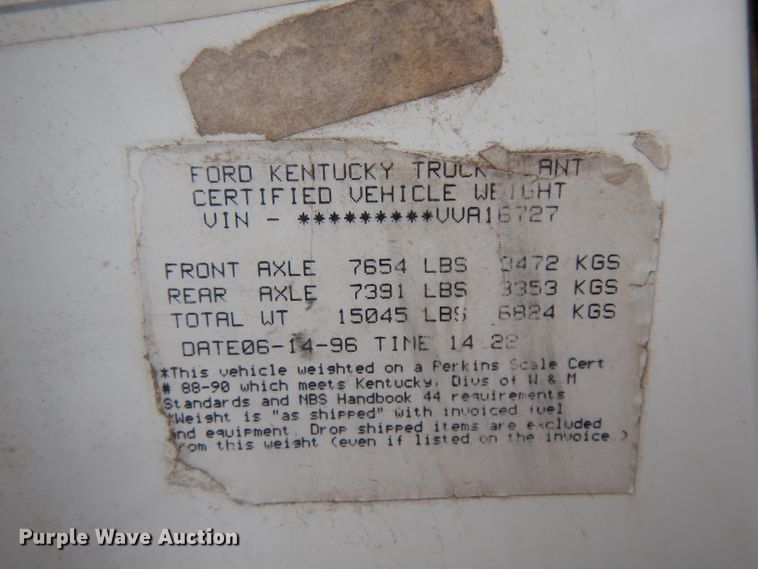 image for item ER9841 1997 Ford L8000 dump truck