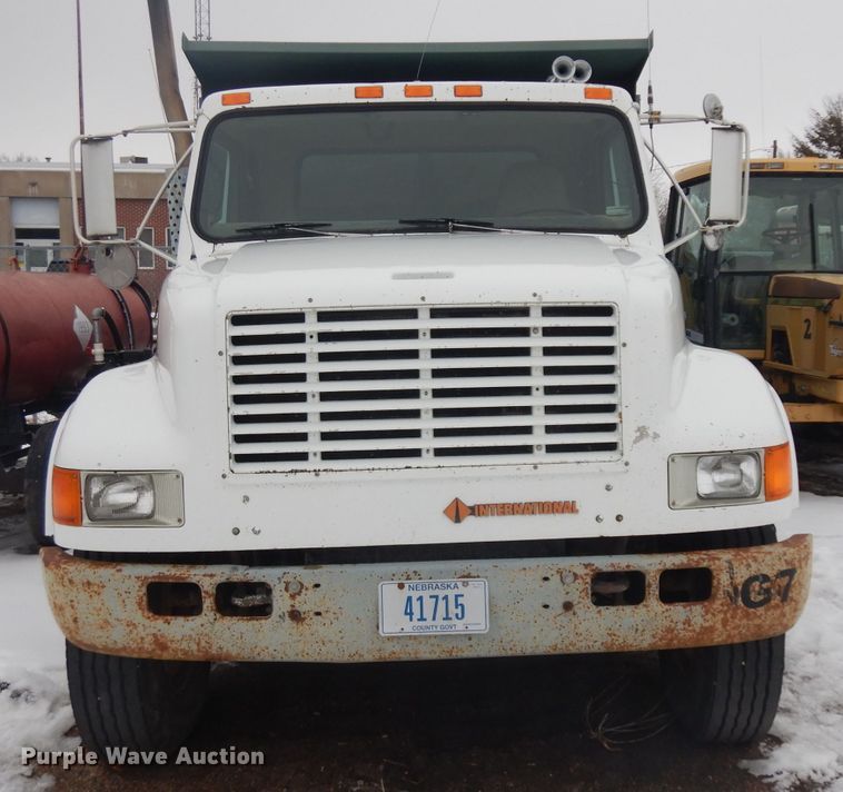 image for item ER9842 1991 International 4900 dump truck