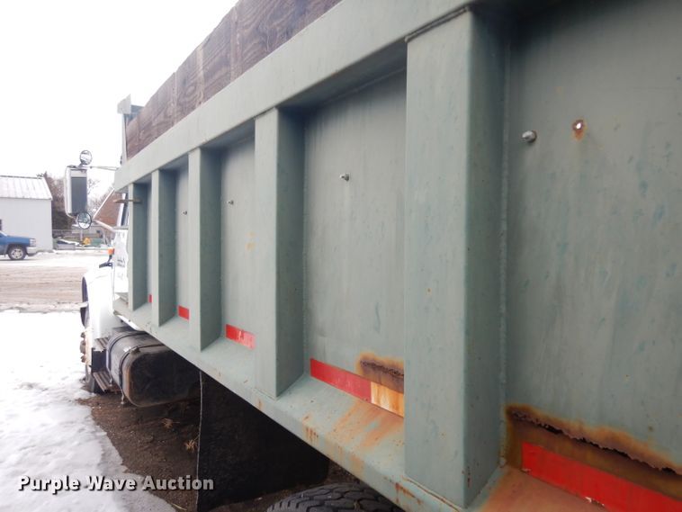 image for item ER9842 1991 International 4900 dump truck