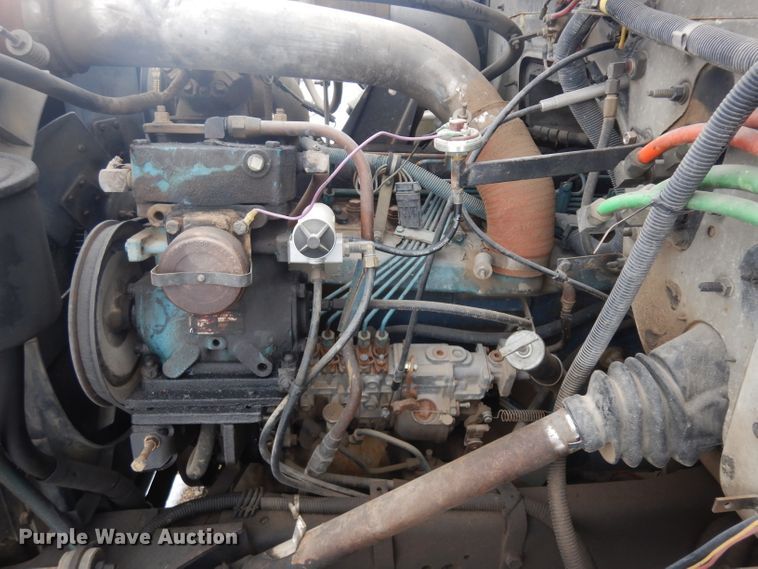 image for item ER9842 1991 International 4900 dump truck