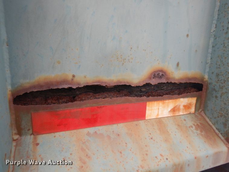 image for item ER9842 1991 International 4900 dump truck