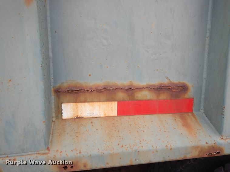 image for item ER9842 1991 International 4900 dump truck