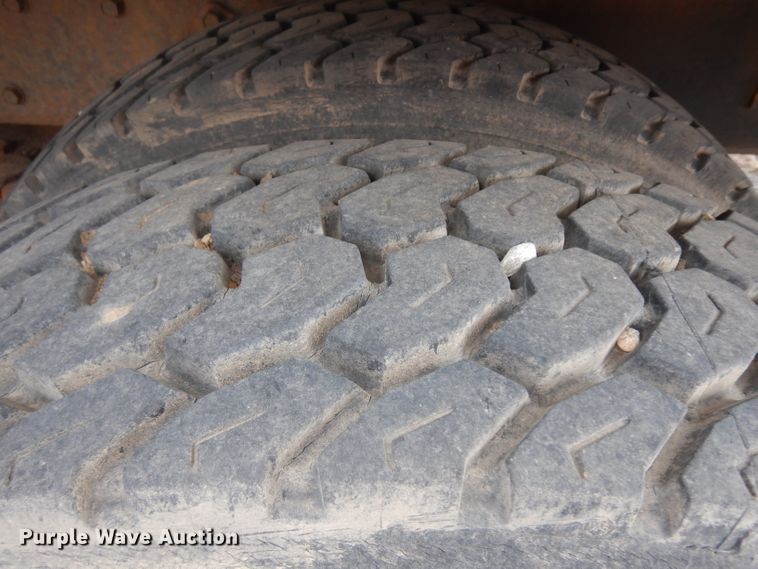 image for item ER9842 1991 International 4900 dump truck