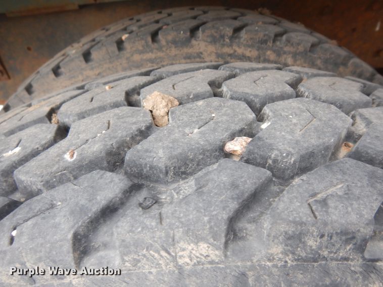 image for item ER9842 1991 International 4900 dump truck