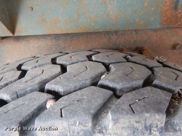 image for item ER9842 1991 International 4900 dump truck