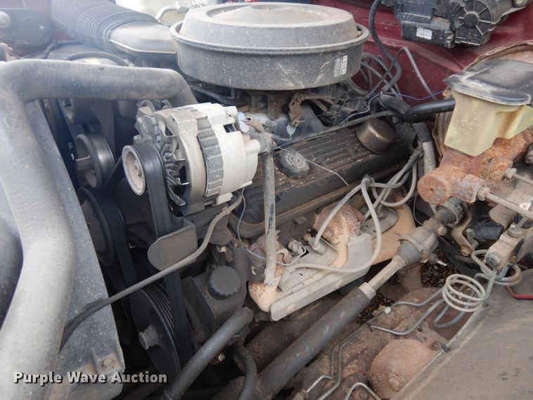 image for item ER9843 1989 Chevrolet Cheyenne 1500 pickup truck