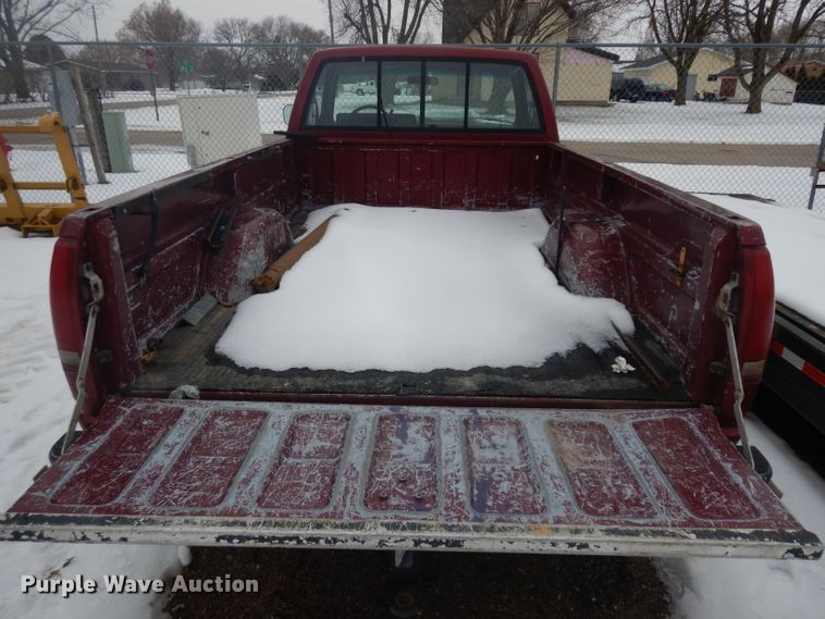 image for item ER9843 1989 Chevrolet Cheyenne 1500 pickup truck