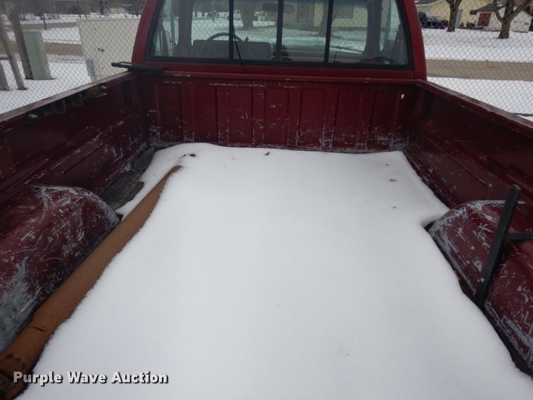 image for item ER9843 1989 Chevrolet Cheyenne 1500 pickup truck