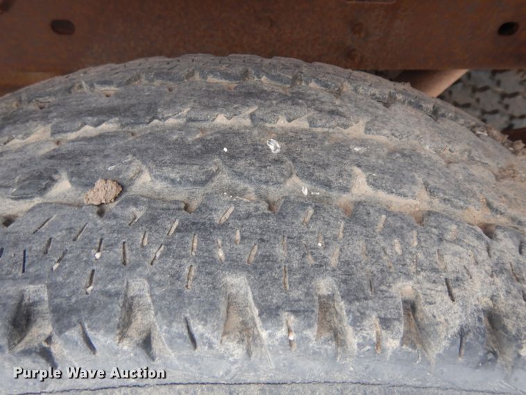 image for item ER9843 1989 Chevrolet Cheyenne 1500 pickup truck