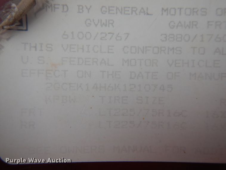 image for item ER9843 1989 Chevrolet Cheyenne 1500 pickup truck