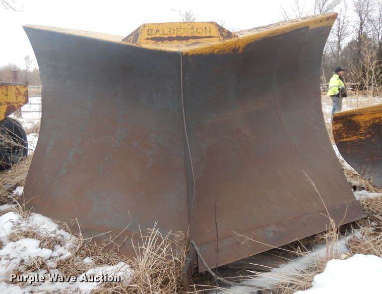 image for item ER9845 Balderson BV11 V-plow