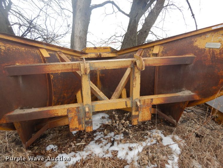 image for item ER9847 Balderson BV11 V-plow
