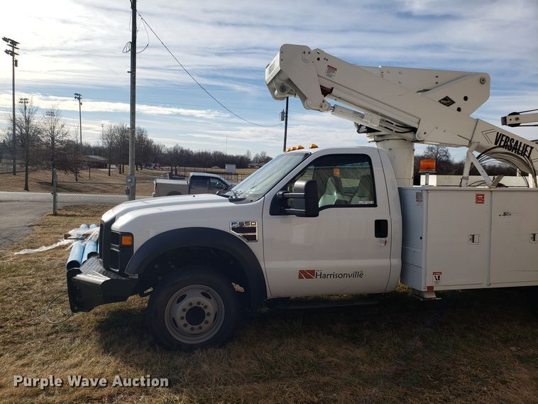 image for item EZ9050 2009 Ford F550 Super Duty bucket truck