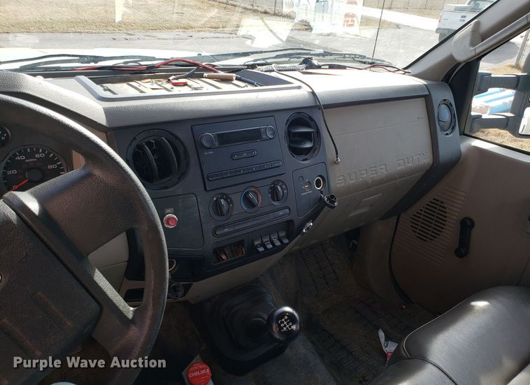 image for item EZ9050 2009 Ford F550 Super Duty bucket truck