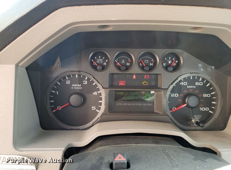 image for item EZ9050 2009 Ford F550 Super Duty bucket truck