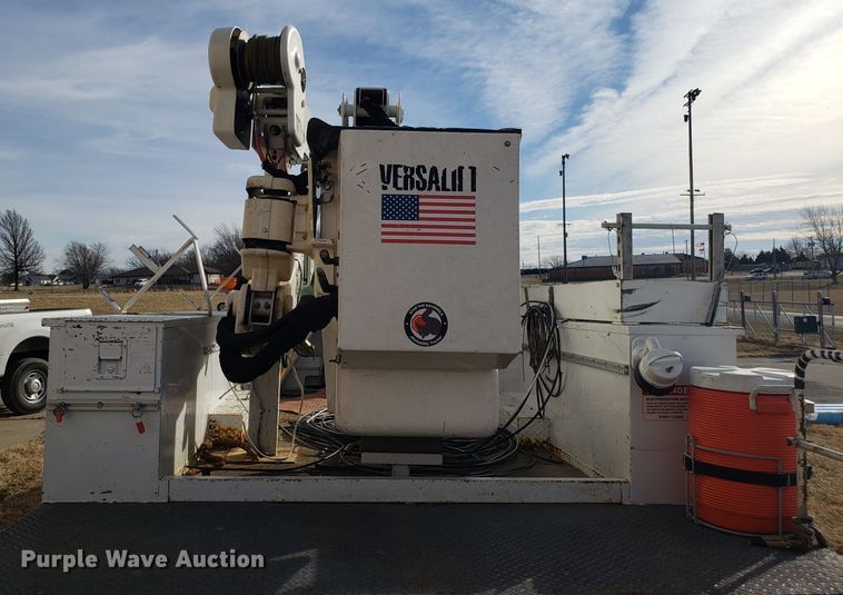 image for item EZ9050 2009 Ford F550 Super Duty bucket truck