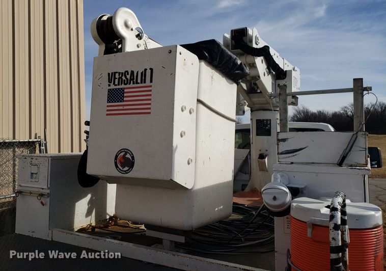 image for item EZ9050 2009 Ford F550 Super Duty bucket truck