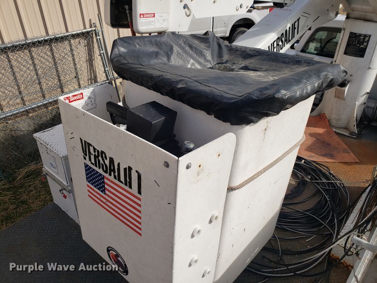 image for item EZ9050 2009 Ford F550 Super Duty bucket truck