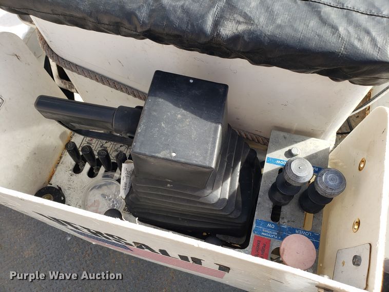 image for item EZ9050 2009 Ford F550 Super Duty bucket truck