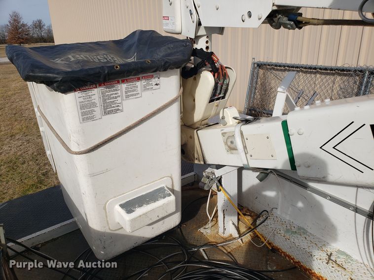 image for item EZ9050 2009 Ford F550 Super Duty bucket truck