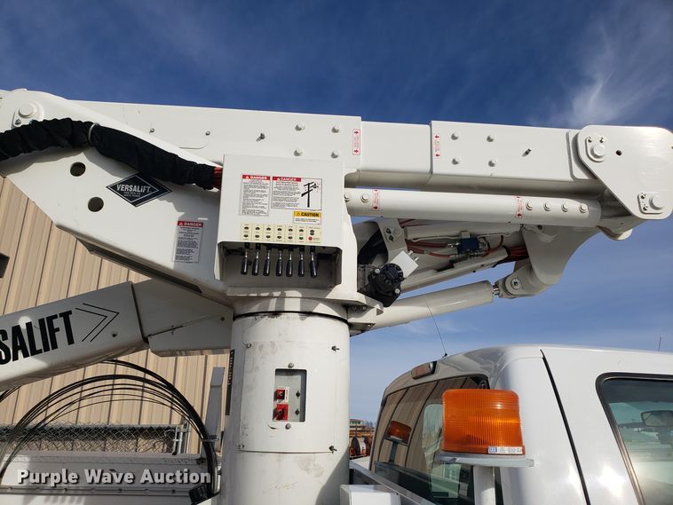 image for item EZ9050 2009 Ford F550 Super Duty bucket truck