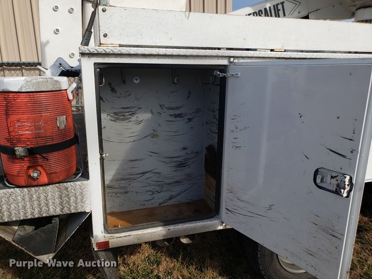 image for item EZ9050 2009 Ford F550 Super Duty bucket truck