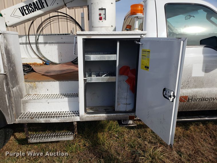 image for item EZ9050 2009 Ford F550 Super Duty bucket truck