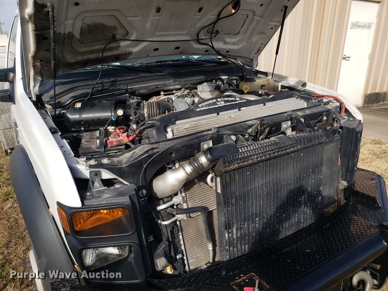 image for item EZ9050 2009 Ford F550 Super Duty bucket truck