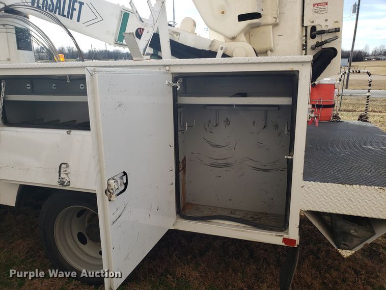 image for item EZ9050 2009 Ford F550 Super Duty bucket truck