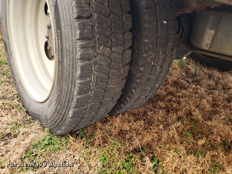 image for item EZ9050 2009 Ford F550 Super Duty bucket truck