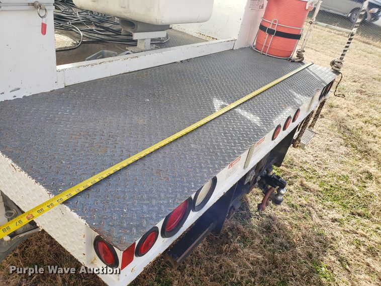 image for item EZ9050 2009 Ford F550 Super Duty bucket truck