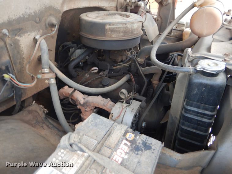 image for item FF9240 1980 Chevrolet CC65042 feed delivery tuck