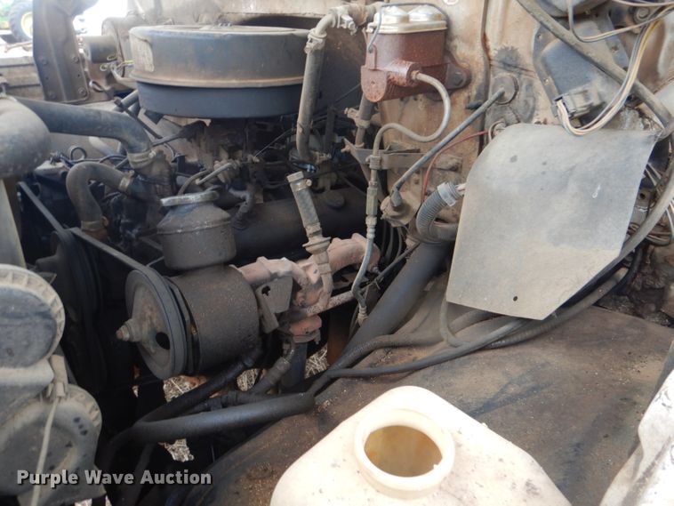 image for item FF9240 1980 Chevrolet CC65042 feed delivery tuck