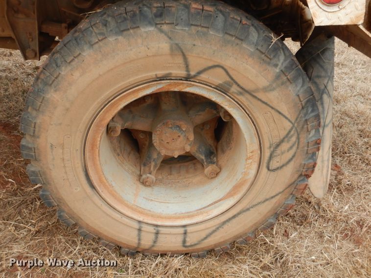 image for item FF9240 1980 Chevrolet CC65042 feed delivery tuck