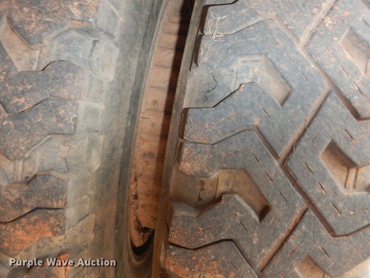 image for item FF9240 1980 Chevrolet CC65042 feed delivery tuck