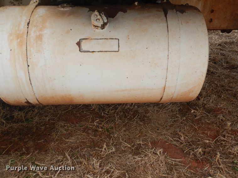 image for item FF9240 1980 Chevrolet CC65042 feed delivery tuck