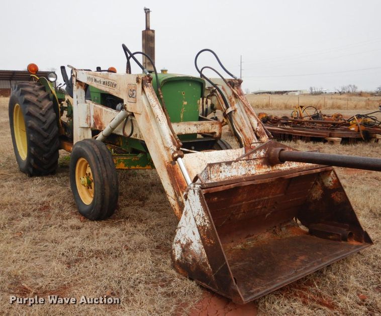 image for item FF9243 John Deere 401 tractor