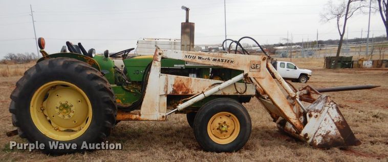 image for item FF9243 John Deere 401 tractor