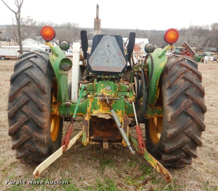 image for item FF9243 John Deere 401 tractor