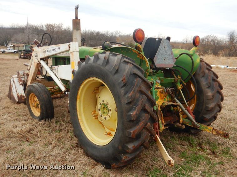 image for item FF9243 John Deere 401 tractor