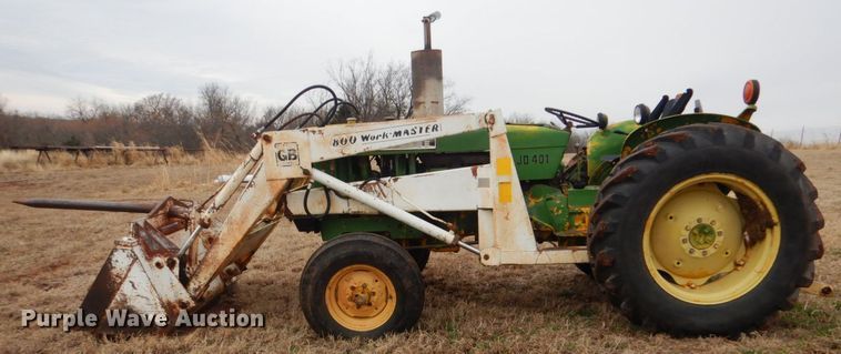 image for item FF9243 John Deere 401 tractor