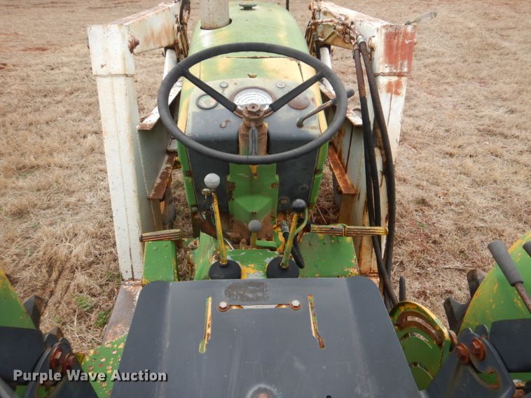 image for item FF9243 John Deere 401 tractor