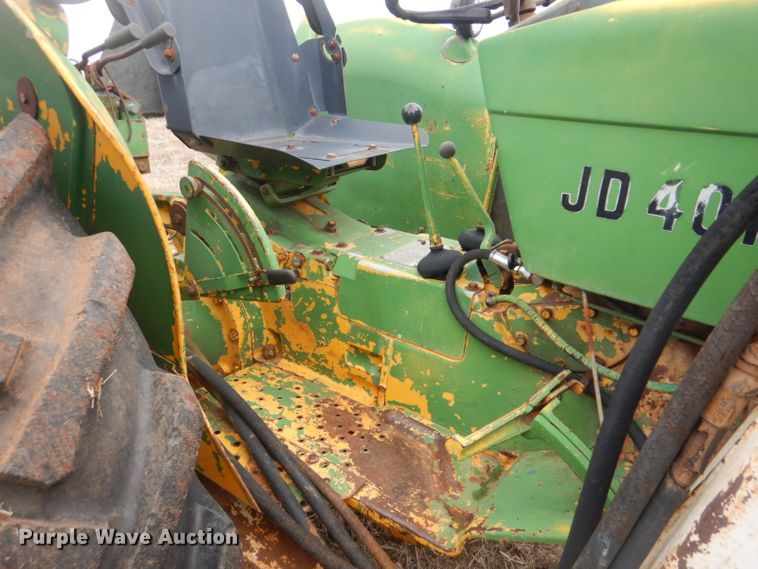 image for item FF9243 John Deere 401 tractor