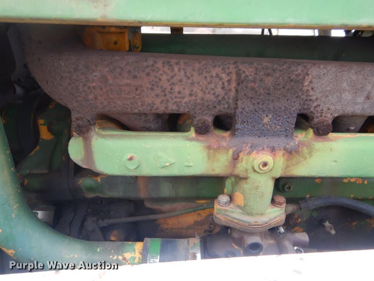 image for item FF9243 John Deere 401 tractor