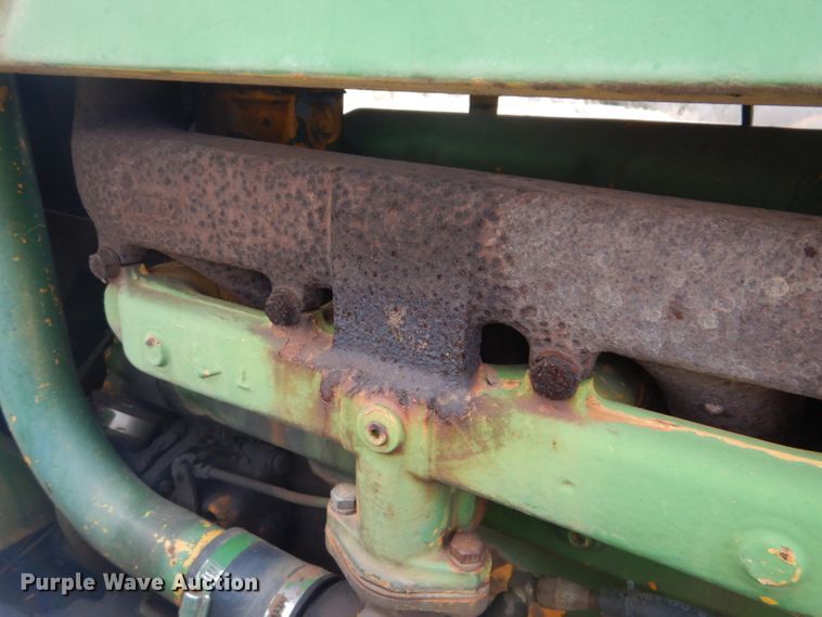 image for item FF9243 John Deere 401 tractor